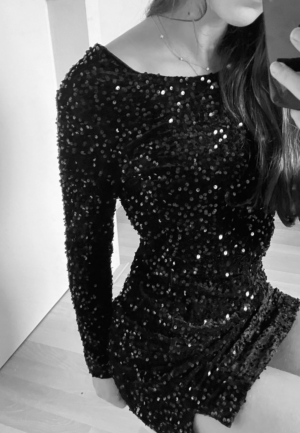 Chic Open Back Dress | Black