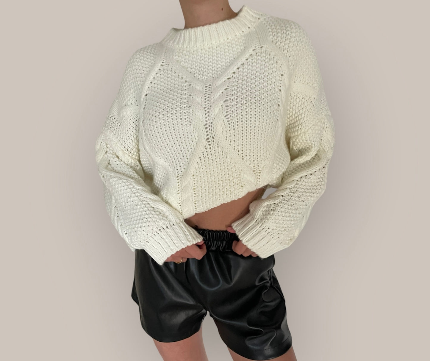 Cable Knit Sweater | White